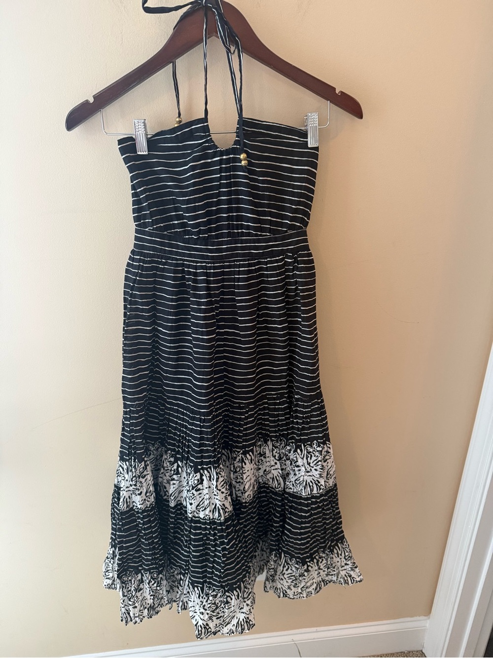GAP Y2K crinkle halter Dress flowy black 2002 cotton like new size 0